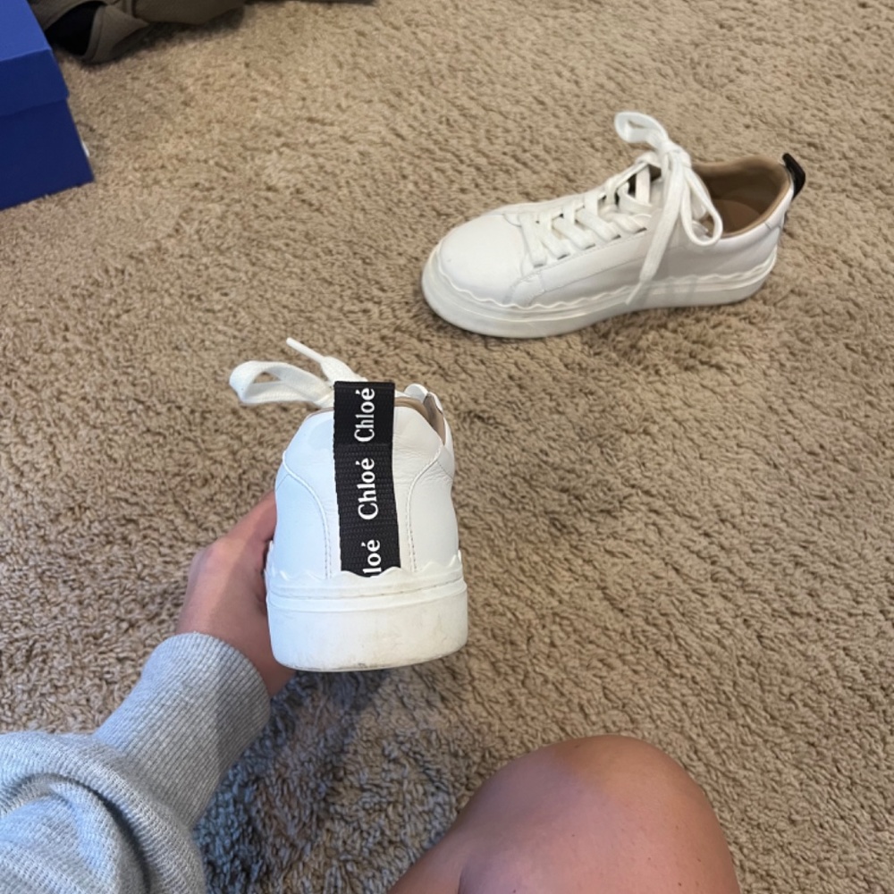 Size 6 White Chloe sneakers